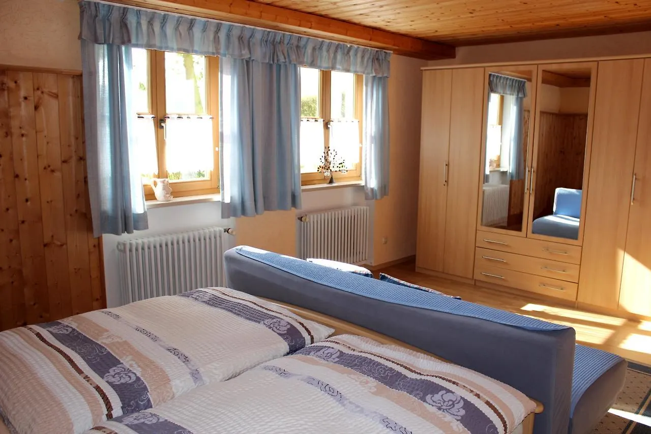 Apartment Ferienwohnung Hausladen Arnbruck